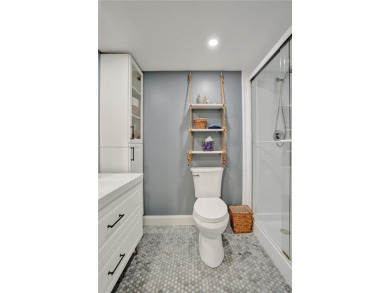 Beautifully renovated 2-bedroom condo sold fully furnished and on Palm-Aire Country Club and Resort - Palms in Florida - for sale on GolfHomes.com, golf home, golf lot