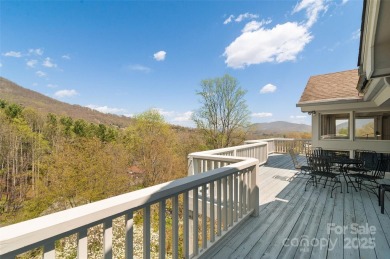 Location Location Location! Laurel Ridge Country Club Townhome on Laurel Ridge Country Club in North Carolina - for sale on GolfHomes.com, golf home, golf lot
