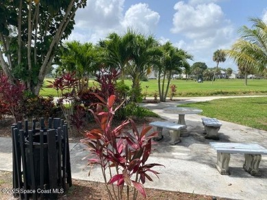 Sun N Green- Melbourne's Premier 55t Complex. Move in ready on Mallards Landing Golf Course in Florida - for sale on GolfHomes.com, golf home, golf lot