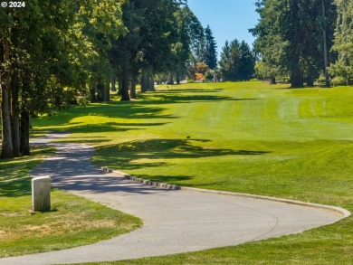 Open House Sunday Jan 19th 1-3pm.  Ideal golf course setting on on Willamette Valley Country Club in Oregon - for sale on GolfHomes.com, golf home, golf lot