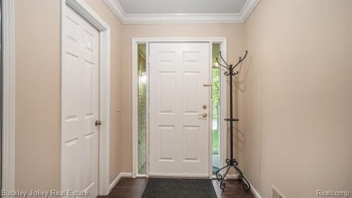 Rare 3 bedroom, 2 bath ranch condo in the Oak Pointe community on Oak Pointe Country Club in Michigan - for sale on GolfHomes.com, golf home, golf lot
