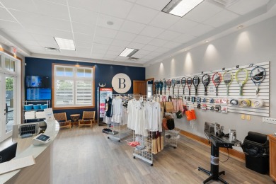 Just Renovated 2 bed 2 bath 2006 corner waterfront townhouse on Oak Harbor Country Club in Florida - for sale on GolfHomes.com, golf home, golf lot