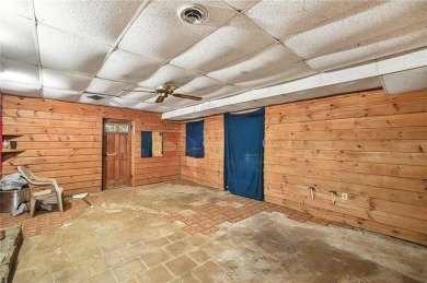 Fixer-Upper with Exceptional Golf Course Views & Rare Lot on Little Mountain Golf Course in Georgia - for sale on GolfHomes.com, golf home, golf lot