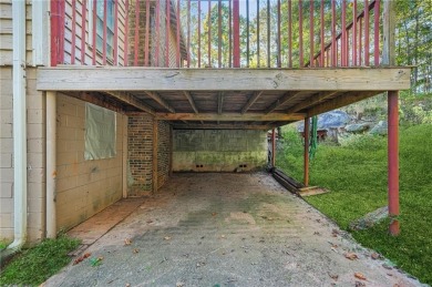 Fixer-Upper with Exceptional Golf Course Views & Rare Lot on Little Mountain Golf Course in Georgia - for sale on GolfHomes.com, golf home, golf lot