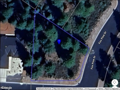 This opportunity to own a very nice level lot located in the on Bailey Creek Golf Course in California - for sale on GolfHomes.com, golf home, golf lot