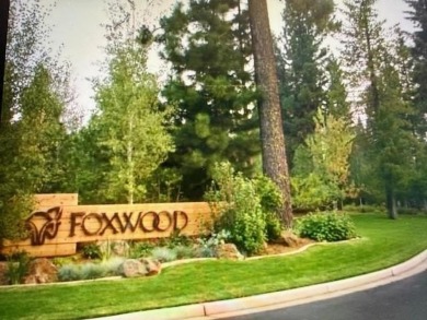 This opportunity to own a very nice level lot located in the on Bailey Creek Golf Course in California - for sale on GolfHomes.com, golf home, golf lot