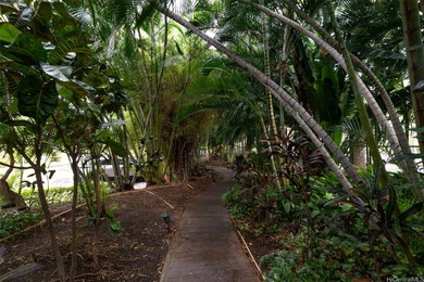 Welcome home to this inviting 1-bedroom condo in the highly on Honolulu Country Club in Hawaii - for sale on GolfHomes.com, golf home, golf lot