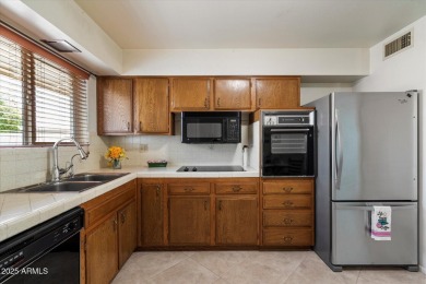 Charming 2-bedroom, 1 bathroom home in the heart of the vibrant on Sun City Country Club in Arizona - for sale on GolfHomes.com, golf home, golf lot
