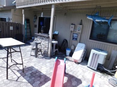 *THE ESCAPE* AT ARROWHEAD--2 BEDROOMS--LOFT STYLE---MASTER on Davie Golf Club in Florida - for sale on GolfHomes.com, golf home, golf lot