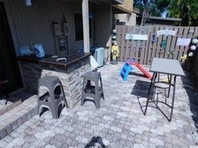 *THE ESCAPE* AT ARROWHEAD--2 BEDROOMS--LOFT STYLE---MASTER on Davie Golf Club in Florida - for sale on GolfHomes.com, golf home, golf lot