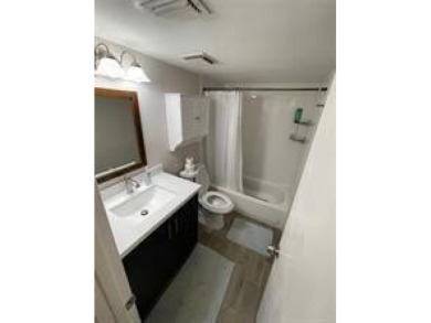 *THE ESCAPE* AT ARROWHEAD--2 BEDROOMS--LOFT STYLE---MASTER on Davie Golf Club in Florida - for sale on GolfHomes.com, golf home, golf lot