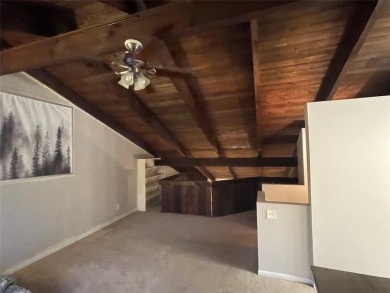 *THE ESCAPE* AT ARROWHEAD--2 BEDROOMS--LOFT STYLE---MASTER on Davie Golf Club in Florida - for sale on GolfHomes.com, golf home, golf lot