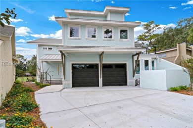 Situated at the perfect intersection of fun and golf, this on Harbour Town Golf Links in South Carolina - for sale on GolfHomes.com, golf home, golf lot