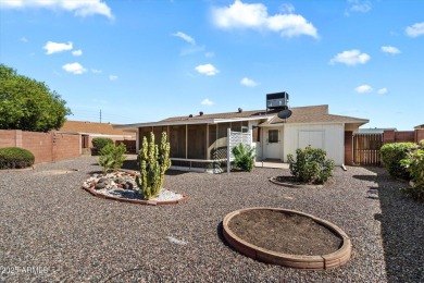 Charming 2-bedroom, 1 bathroom home in the heart of the vibrant on Sun City Country Club in Arizona - for sale on GolfHomes.com, golf home, golf lot