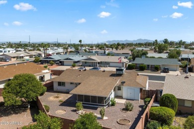 Charming 2-bedroom, 1 bathroom home in the heart of the vibrant on Sun City Country Club in Arizona - for sale on GolfHomes.com, golf home, golf lot