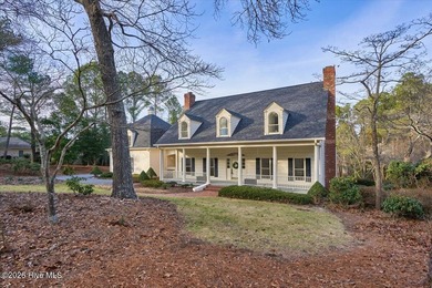 Custom estate home in Pinewild Country Club, perfectly situated on Pinewild Country Club of Pinehurst in North Carolina - for sale on GolfHomes.com, golf home, golf lot