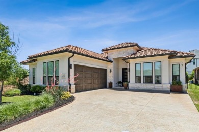 Beautiful 1-story located in The Villas of Hogans Glen. Gated on Trophy Club of Dallas in Texas - for sale on GolfHomes.com, golf home, golf lot