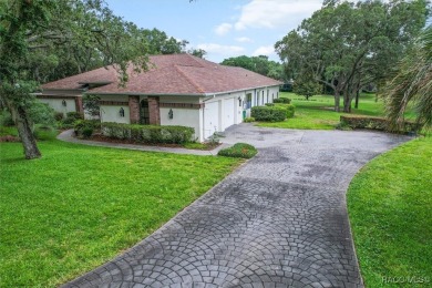 Welcome to Your Dream Home in Citrus Hills! Discover this on Citrus Hills Golf Club in Florida - for sale on GolfHomes.com, golf home, golf lot