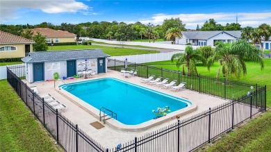 NO FLOODING in this home! Best value for maintenance-free on Gulf Harbors Golf Course in Florida - for sale on GolfHomes.com, golf home, golf lot