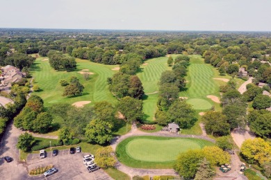 This Beautifully Appointed Essex Townhome has 3 Bedrooms/2.1 on Pine Meadow Golf Club in Illinois - for sale on GolfHomes.com, golf home, golf lot