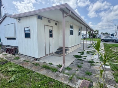 This updated 1985 single-wide mobile home offers just over 800 on Heather Hills Golf Course in Florida - for sale on GolfHomes.com, golf home, golf lot