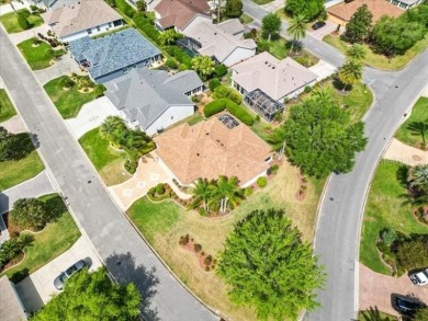Under contract-accepting backup offers. NO BOND! LOW INSURANCE! on Glenview Championship Golf and Country Club in Florida - for sale on GolfHomes.com, golf home, golf lot