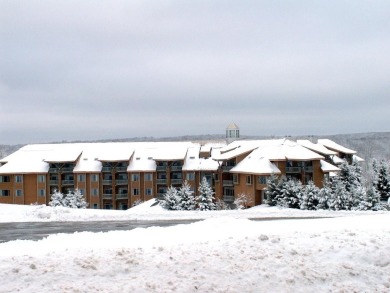 Golfside Condo in Cedar River Village at Shanty Creek Resorts on Cedar River Golf Course in Michigan - for sale on GolfHomes.com, golf home, golf lot