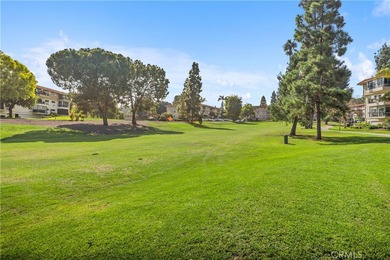 YOU WILL NOT WANT TO MISS THIS BEAUTIFULLY REMODELED GARDEN on Leisure Village Par 3 Golf Course in California - for sale on GolfHomes.com, golf home, golf lot