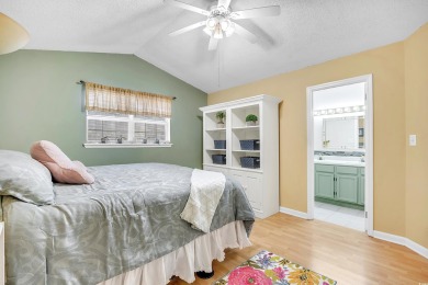 Cozy 3 bedroom / 2 full bath single story home  nestled in an on Heron Point Golf Club in South Carolina - for sale on GolfHomes.com, golf home, golf lot