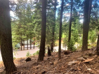Wonderful lot at Lake Almanor West with a great building site at on Lake Almanor West Golf Course in California - for sale on GolfHomes.com, golf home, golf lot
