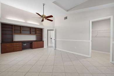 Under contract-accepting backup offers. One or more photo(s) has on University Park Country Club in Florida - for sale on GolfHomes.com, golf home, golf lot