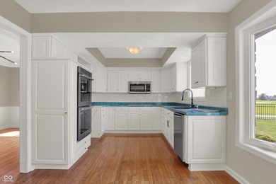 OPEN HOUSE on Sunday, October 26 from 12 - 2!!!  Welcome to the on Dyes Walk Golf Course in Indiana - for sale on GolfHomes.com, golf home, golf lot