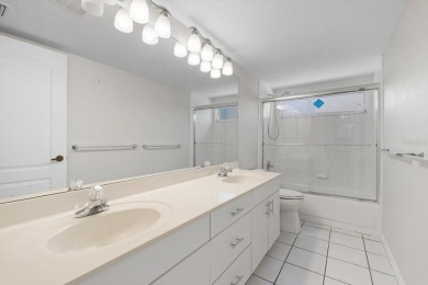 Under contract-accepting backup offers. One or more photo(s) has on University Park Country Club in Florida - for sale on GolfHomes.com, golf home, golf lot