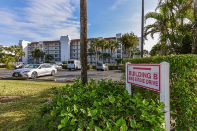 This top-floor, end-unit furnished condo is a must-see! Freshly on Poinciana Golf Club in Florida - for sale on GolfHomes.com, golf home, golf lot