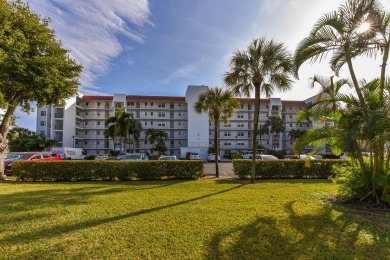 This top-floor, end-unit furnished condo is a must-see! Freshly on Poinciana Golf Club in Florida - for sale on GolfHomes.com, golf home, golf lot