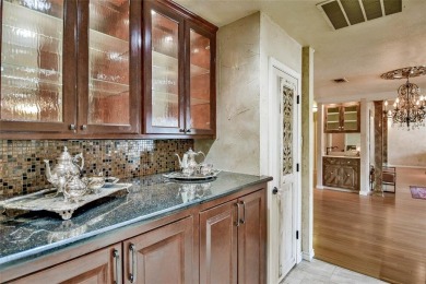 Absolutely stunning designer decorated townhome in gated on De Cordova Bend Country Club in Texas - for sale on GolfHomes.com, golf home, golf lot