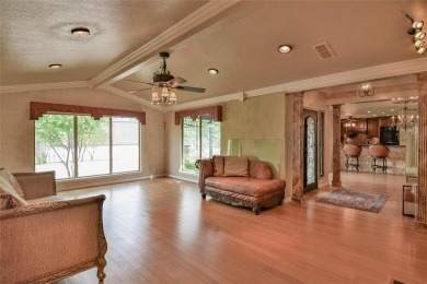 Absolutely stunning designer decorated townhome in gated on De Cordova Bend Country Club in Texas - for sale on GolfHomes.com, golf home, golf lot