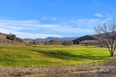 Amazing North End gem located in the heart of the Sunset on Quail Hollow Golf Club in Idaho - for sale on GolfHomes.com, golf home, golf lot