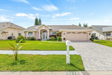 Must see this gorgeous and well maintained home.Split plan on Heritage Pines Country Club in Florida - for sale on GolfHomes.com, golf home, golf lot