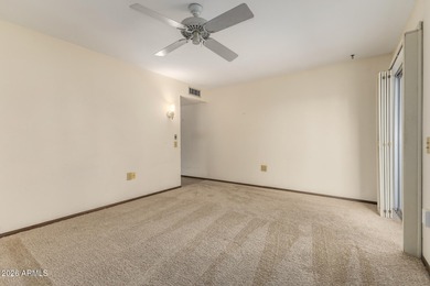 Located right on the golf course, this great 3-bedroom, 2 bath on Sun City-Willow Creek / Willow Brook  in Arizona - for sale on GolfHomes.com, golf home, golf lot