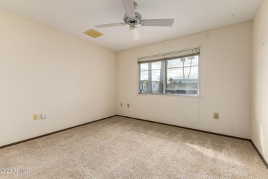 Located right on the golf course, this great 3-bedroom, 2 bath on Sun City-Willow Creek / Willow Brook  in Arizona - for sale on GolfHomes.com, golf home, golf lot