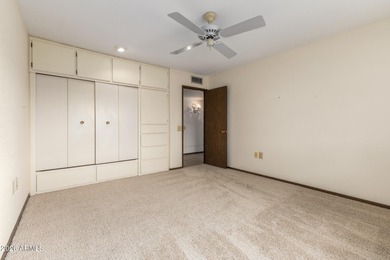 Located right on the golf course, this great 3-bedroom, 2 bath on Sun City-Willow Creek / Willow Brook  in Arizona - for sale on GolfHomes.com, golf home, golf lot