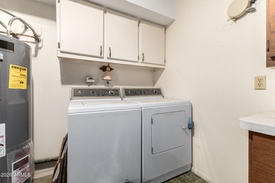 Located right on the golf course, this great 3-bedroom, 2 bath on Sun City-Willow Creek / Willow Brook  in Arizona - for sale on GolfHomes.com, golf home, golf lot