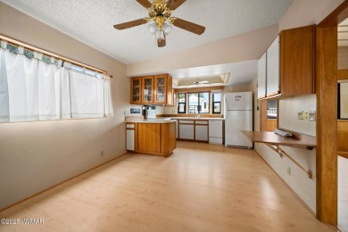 This is a very clean, move in ready 2 BEDROOM 1 BATH park Model on Juniper Ridge R.V. Golf Resort in Arizona - for sale on GolfHomes.com, golf home, golf lot