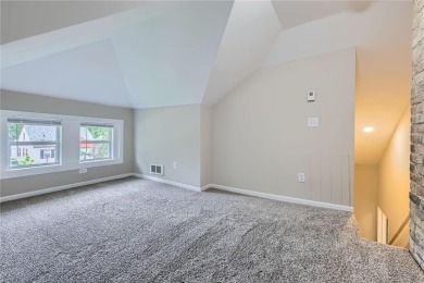 Super cute and cozy home in wonderful NorthEast neighborhood on Columbia Golf Club in Minnesota - for sale on GolfHomes.com, golf home, golf lot
