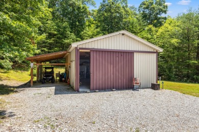 Welcome to this cozy Kentucky home neighboring the golf course! on Hickory Hills Country Club in Kentucky - for sale on GolfHomes.com, golf home, golf lot