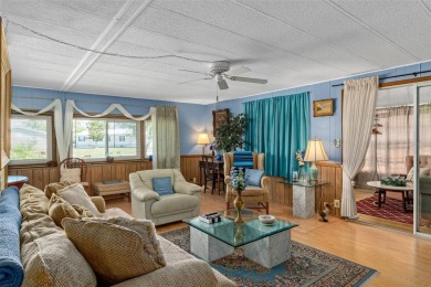 Beautiful 2-Bedroom, 2-Bathroom mobile home in the beautiful on High Point Golf Club, Inc. in Florida - for sale on GolfHomes.com, golf home, golf lot