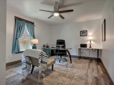 Charming Move-In Ready Home in the Heart of Diboll! on Neches Pines Golf Course in Texas - for sale on GolfHomes.com, golf home, golf lot