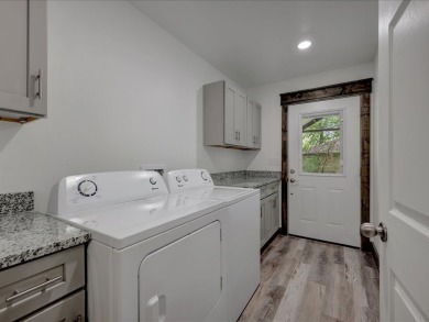 Charming Move-In Ready Home in the Heart of Diboll! on Neches Pines Golf Course in Texas - for sale on GolfHomes.com, golf home, golf lot