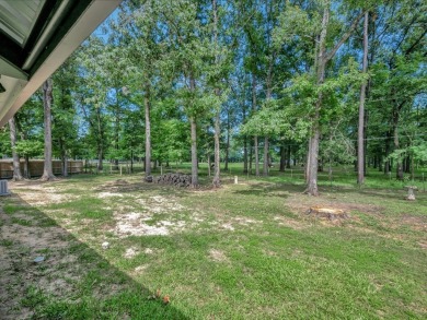 Charming Move-In Ready Home in the Heart of Diboll! on Neches Pines Golf Course in Texas - for sale on GolfHomes.com, golf home, golf lot